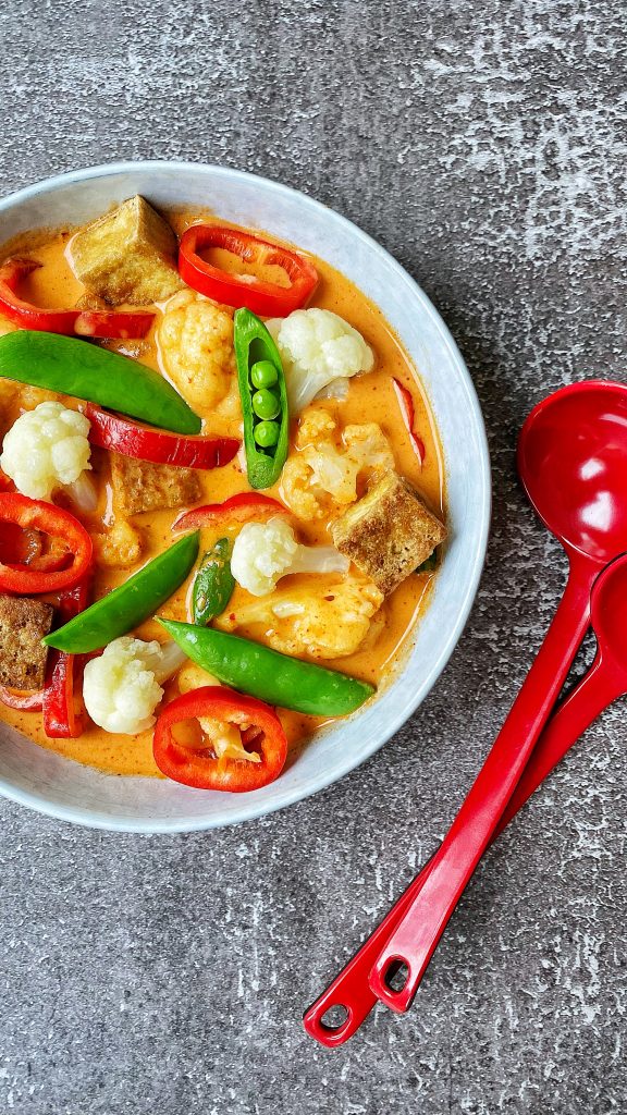 thai red curry with vegetables