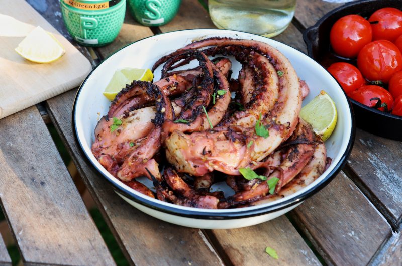 Pulpo van de BBQ (gegrilde octopus)